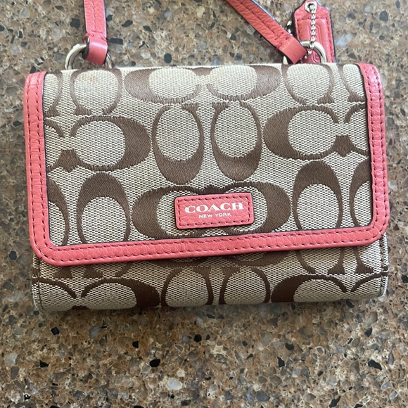 Coach Avery Signature Mini Crossbody - Picture 2 of 6